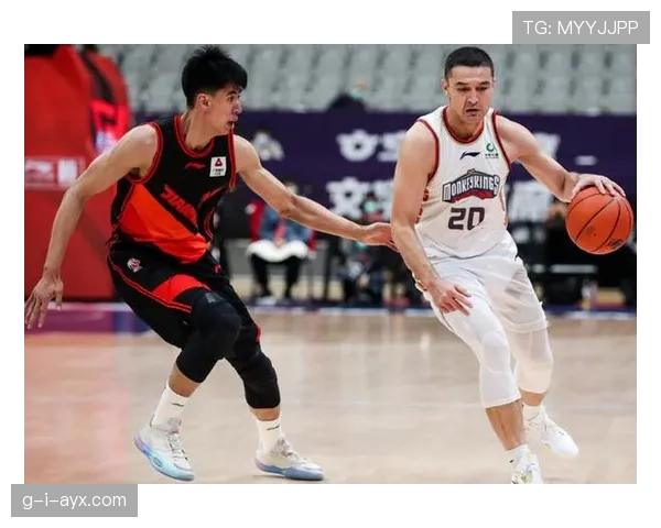 素巴楚状态回暖闪耀全场，关键进球助泰国国家队取胜