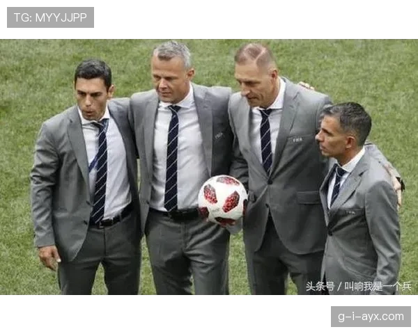 未鸣哨就开任意球，为何不算违规？