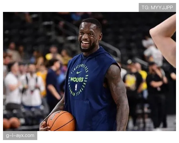 朱利叶斯·兰德尔挡拆创造高效得分机会明显优于季后赛表现